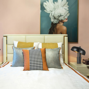 Cap Table Lamp