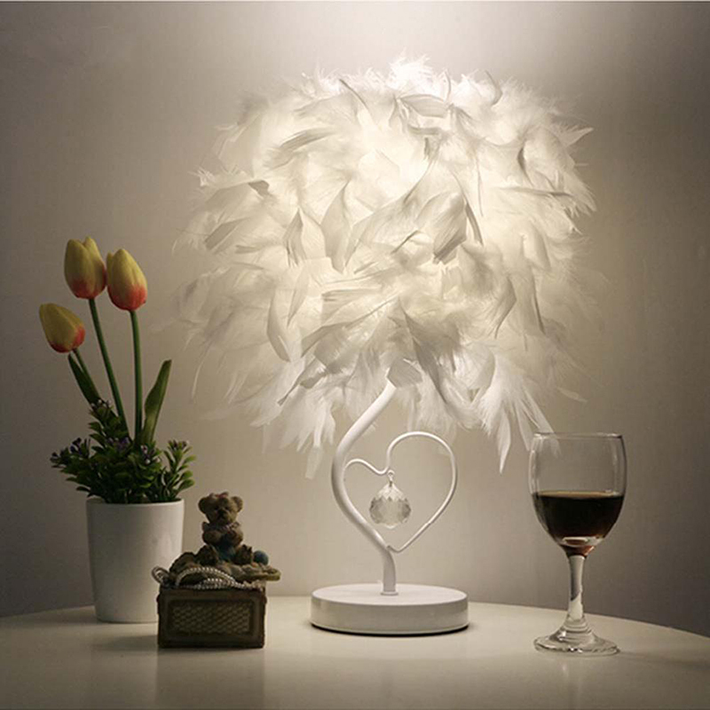 Feather Crystal Table Lamp